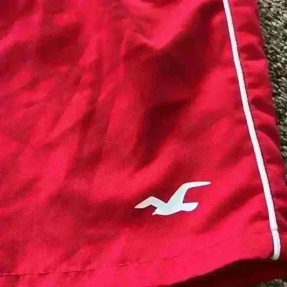 Hollister Tie-Waist Red Swim Trunks with Velcro back pocket. Men's size 32 - Picture 5 of 12